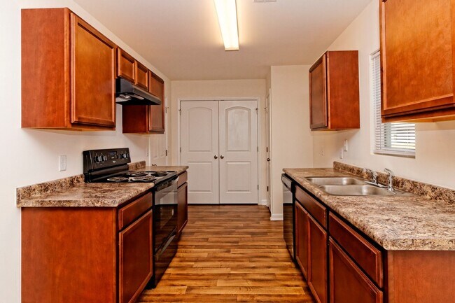Building Photo - 3BR Home in Hardeeville – $150 Off Move-In...