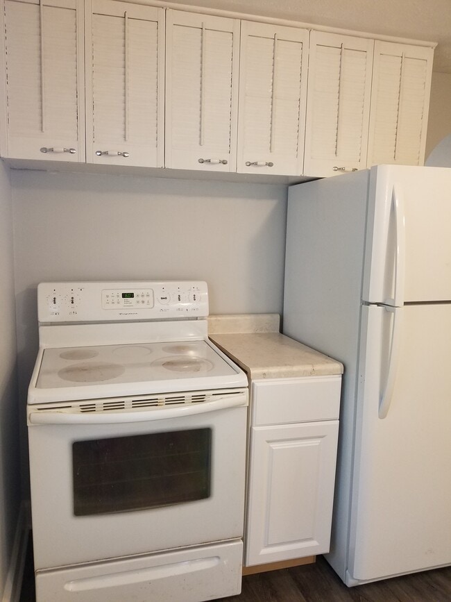 Building Photo - 22 Reba Ave