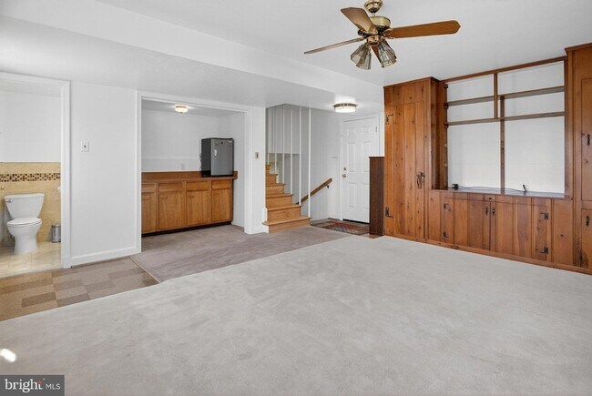 Building Photo - 5405 Ridgefield Rd