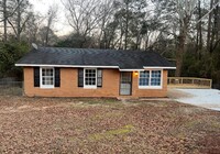 Building Photo - 508 Fall Dr