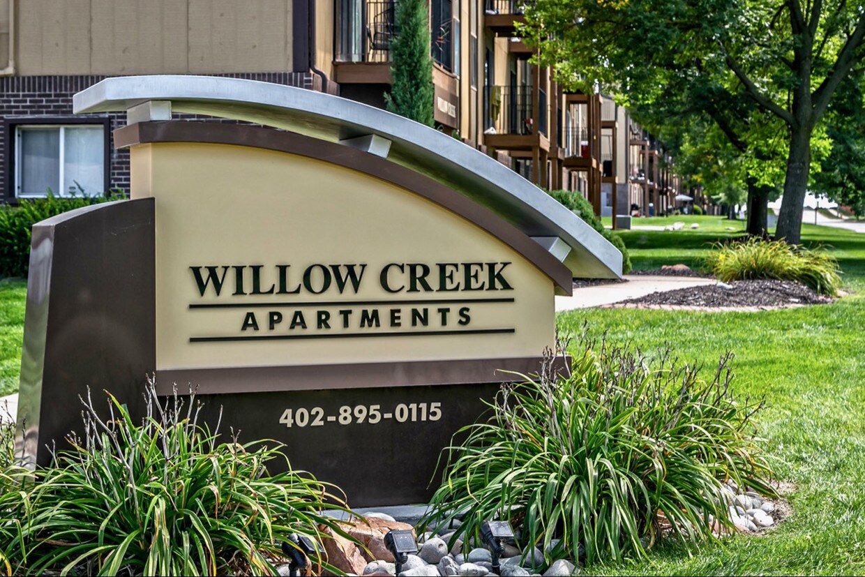 Willow Creek Apartments Omaha