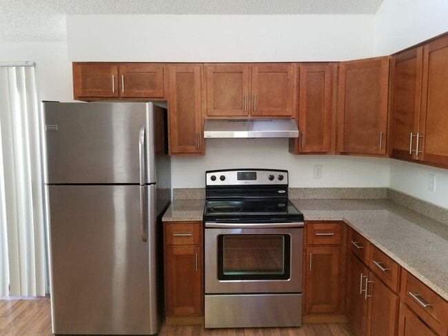 Building Photo - 2836 Troxell Ave
