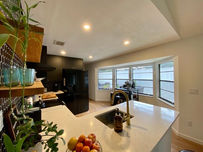 Building Photo - 631 Warrenton Rd