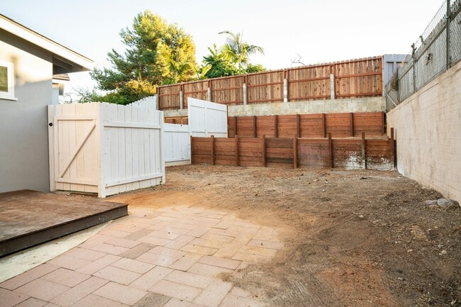 Building Photo - 3732 Cowley Way