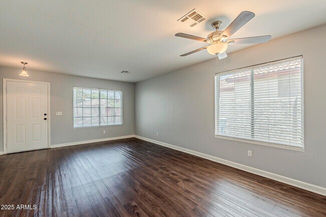 Building Photo - 3029 W Matthew Dr