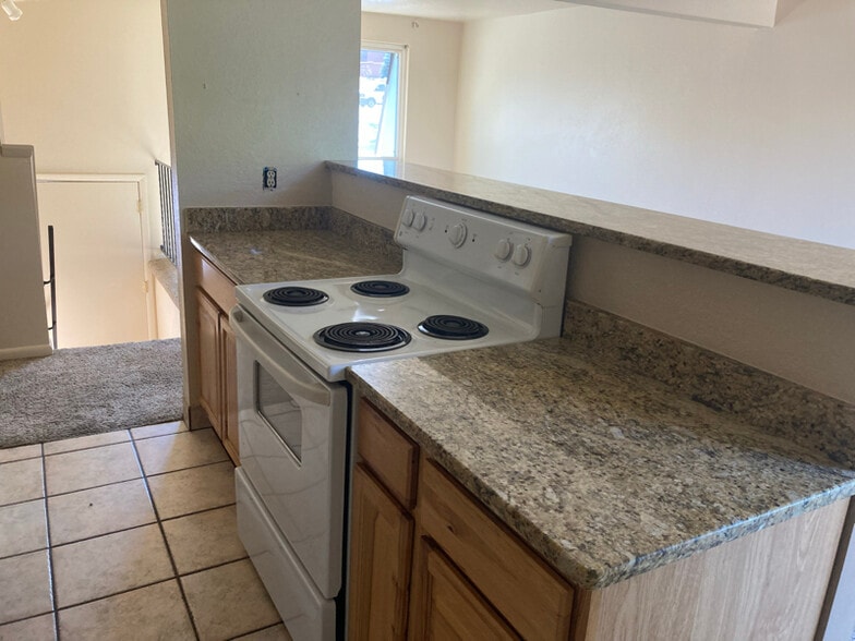 Building Photo - 1404 Ulysses St