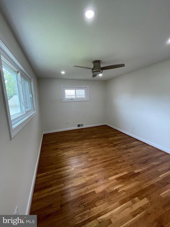 Building Photo - 9913 Pomona Dr