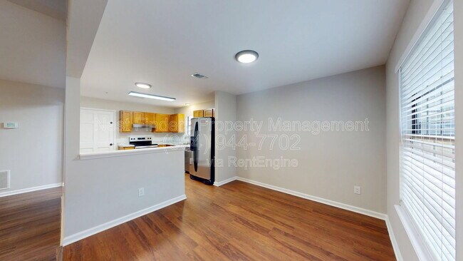 Building Photo - 1012 Dorwinion Dr