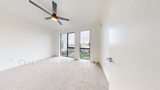 Building Photo - 532 Union St