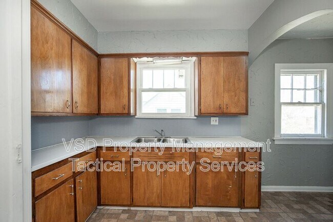 Building Photo - 14717 Milverton Rd