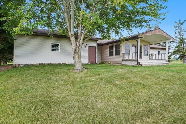 Building Photo - Beautiful Countryside 3-Bedroom Rental Home $2,200/Month!