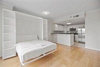 Building Photo - Gallery Place Large Studio | 1 Bath | 660 Sf