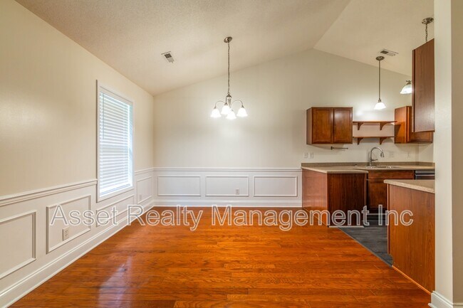 Building Photo - 5104 Cates Bend Way