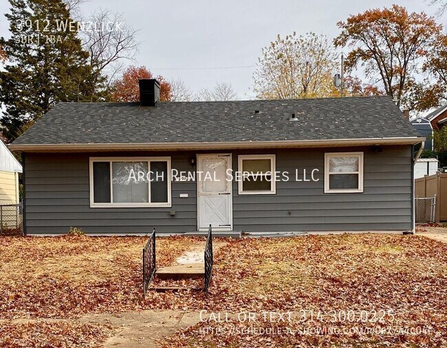 Primary Photo - 3912 Wenzlick-