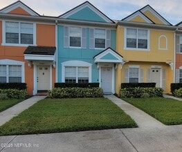 Building Photo - 12311 Kensington Lakes Dr