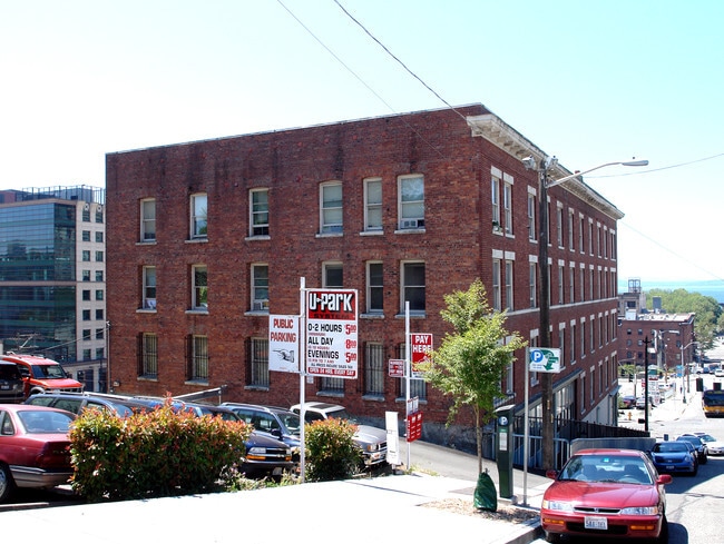 Building Photo - The Ascona