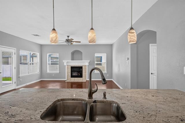Building Photo - 1013 Wenk Ct