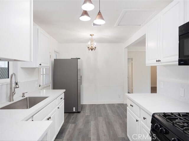 Building Photo - 5020 Topanga Canyon Blvd