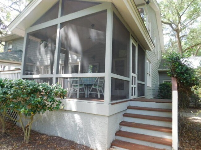 Building Photo - Beautiful Custom Unfurnished Home Located In Sea Pines Resort