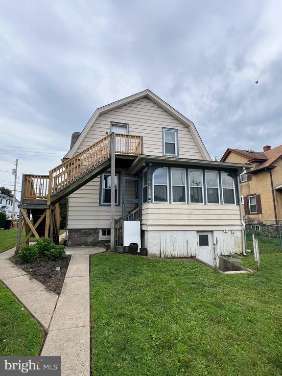Building Photo - 143 E Moreland Ave