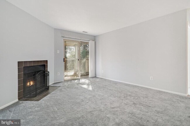 Building Photo - 1781 Jonathan Way