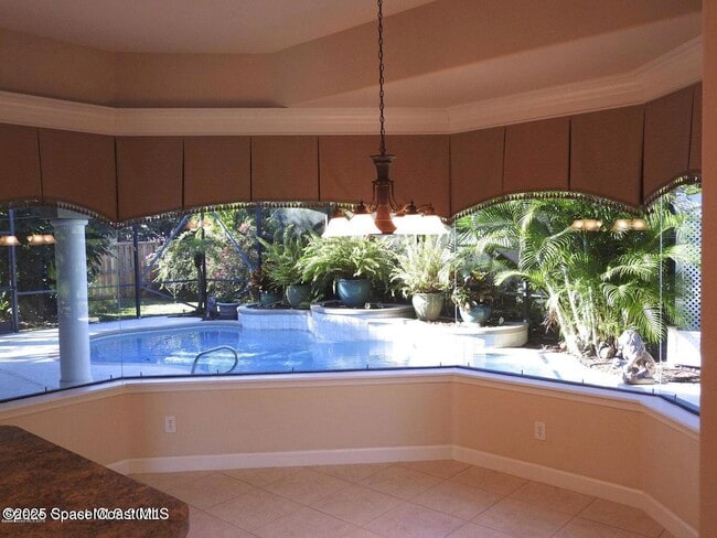 Building Photo - 416 Southampton Dr