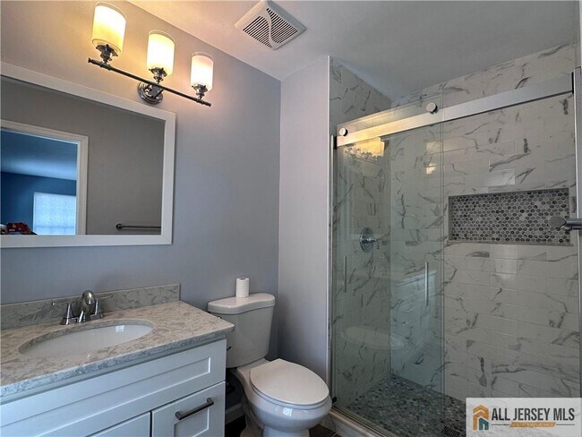 Building Photo - 12 Covington Ct