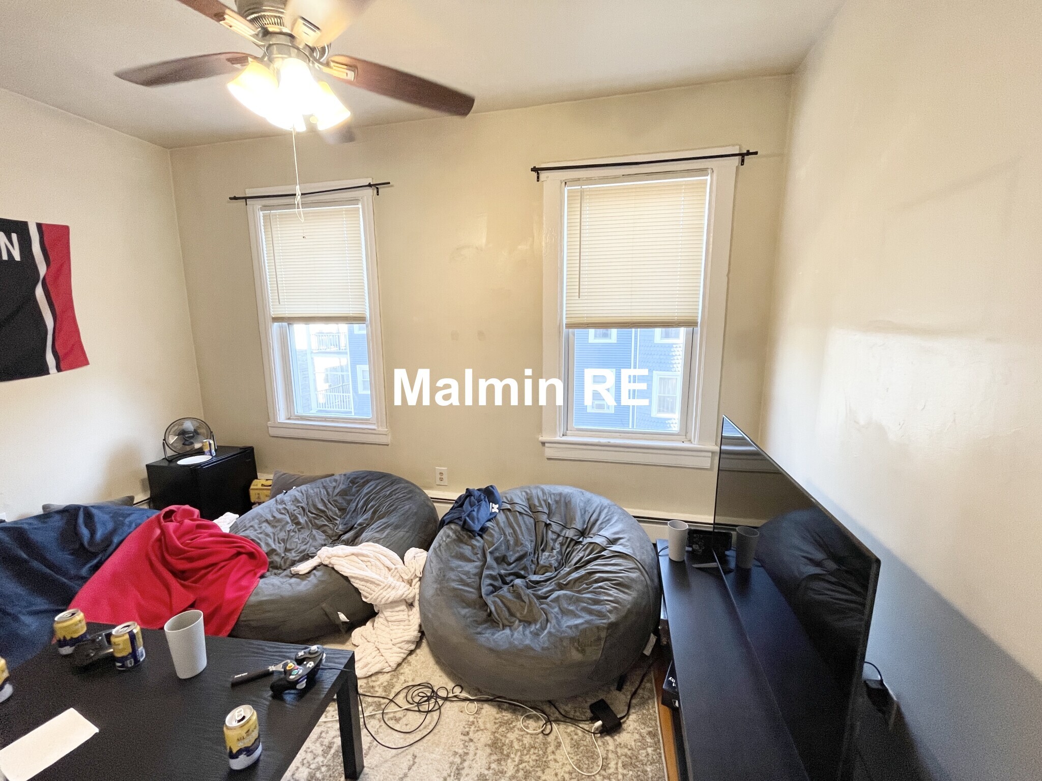 Building Photo - 19 Sachem St