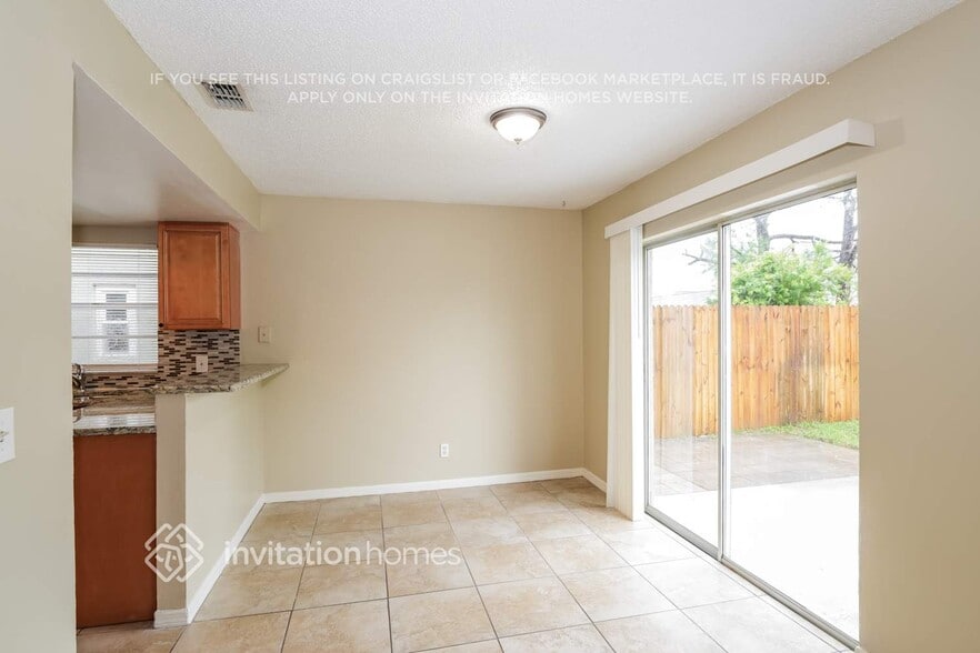 Building Photo - 1618 Crossridge Dr