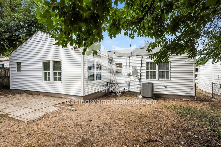 Building Photo - 3316 Pioneer Ave