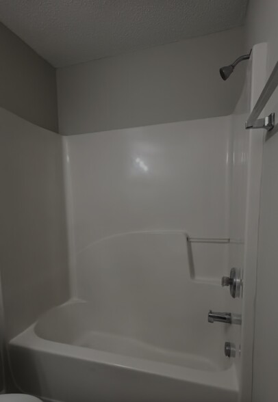 Building Photo - 8180 Oakley Cir