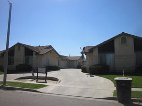 Building Photo - 1281