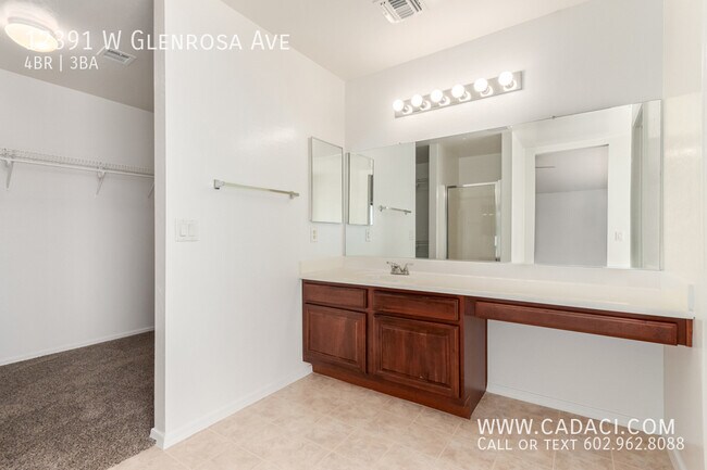 Building Photo - 12391 W Glenrosa Ave