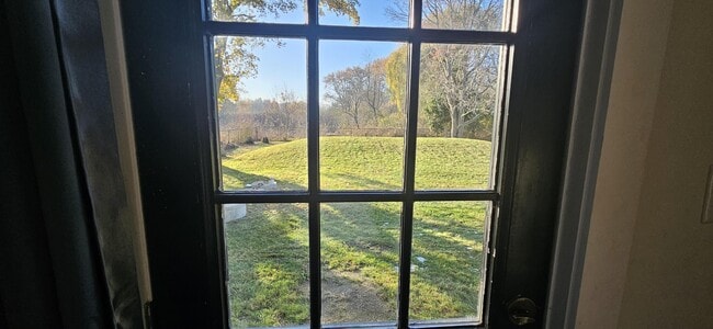 Building Photo - 10016 3rd Ave