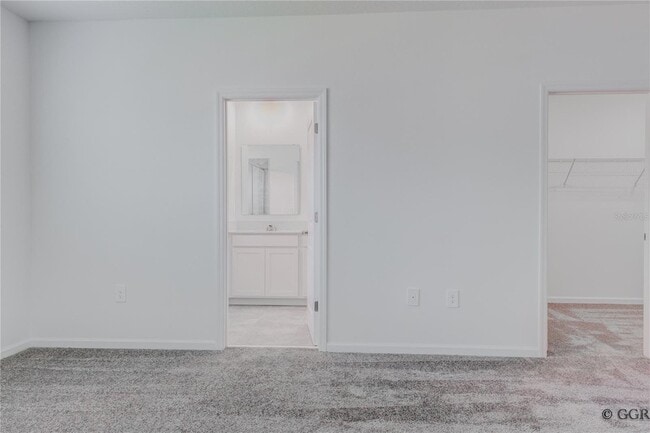 Building Photo - 3290 Laurent Lp