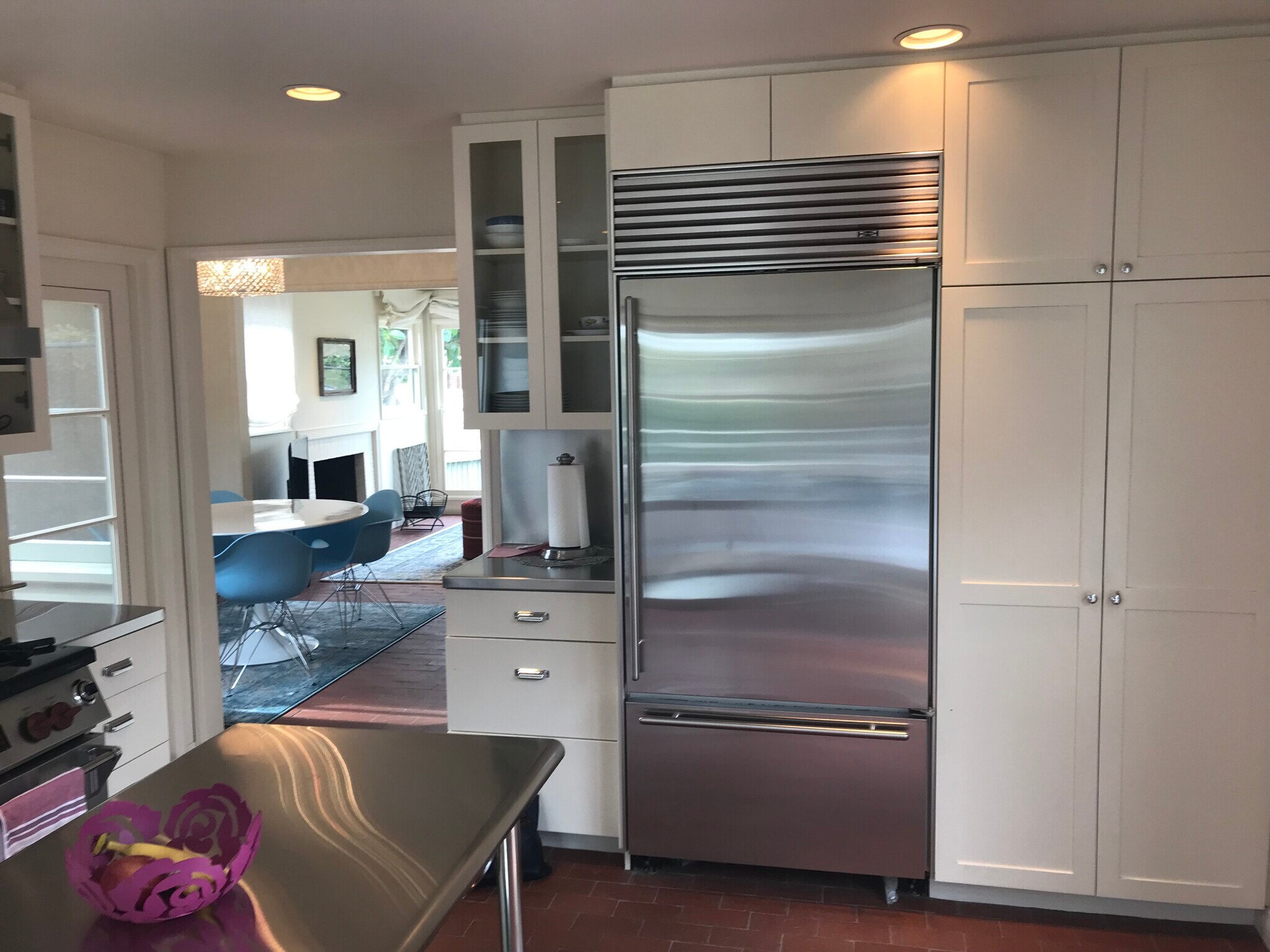 Building Photo - 723 Arenas St