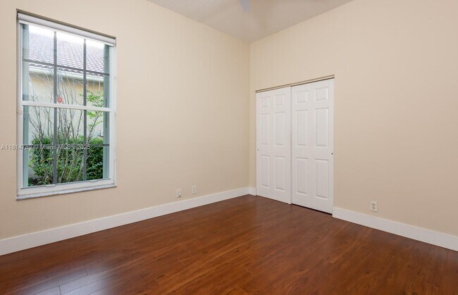 Building Photo - 1737 Harbor View Cir
