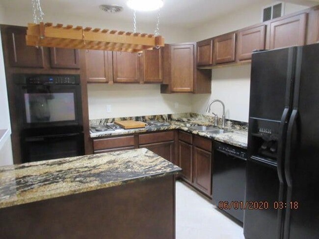 Building Photo - 3 Bedroom in Fort Walton Beach