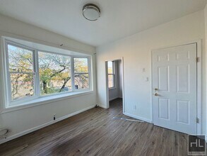 Building Photo - 289A Cooper St