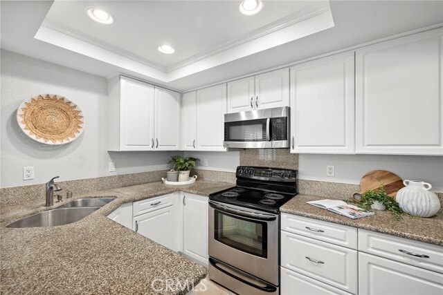 Building Photo - 91 Martinique St