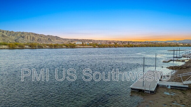 Building Photo - #2 437 Riverfront Drive