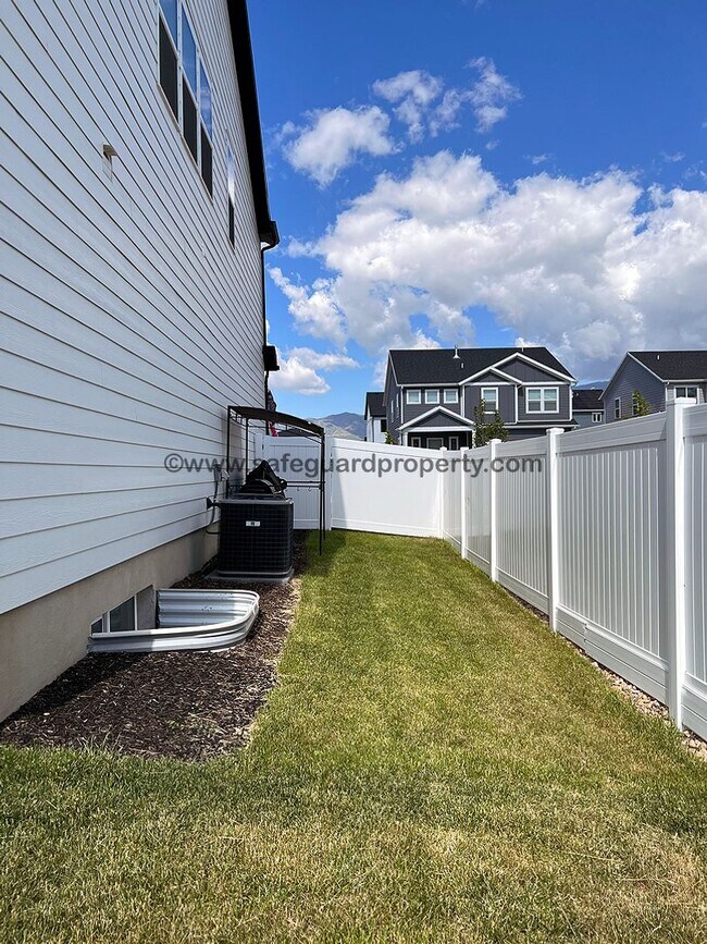 Building Photo - Fabulous Home in Eagle Mountain