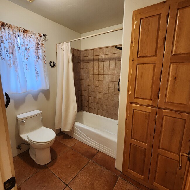 Building Photo - 35665 Caballero Dr