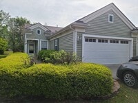 Building Photo - Beautiful Three Bedroom Home Sun City Home!