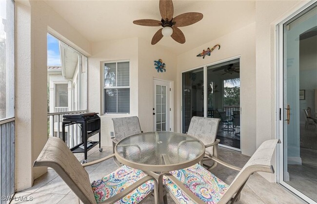 Building Photo - 9050 Las Maderas Dr