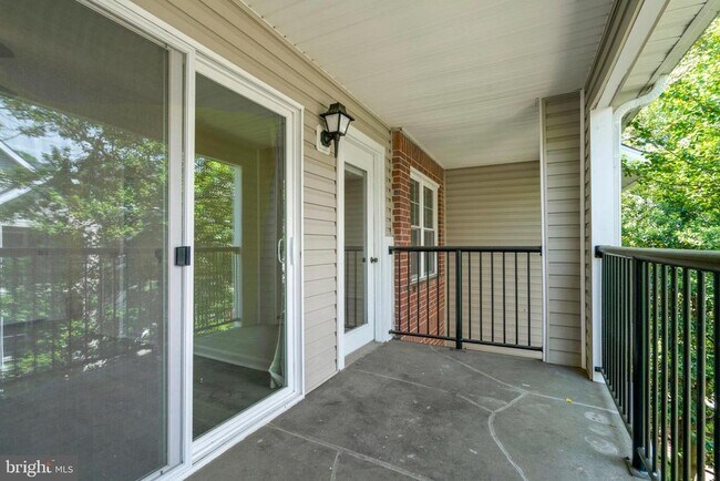 Building Photo - 3308 Wyndham Cir