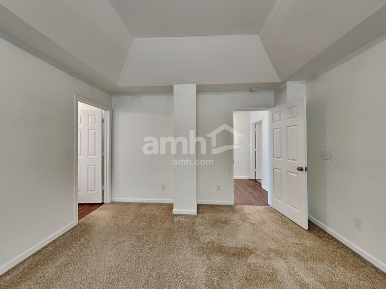 Building Photo - 1129 Rutledge Landing Dr