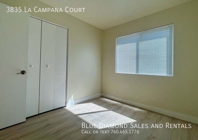 Building Photo - 3835 La Campana Ct