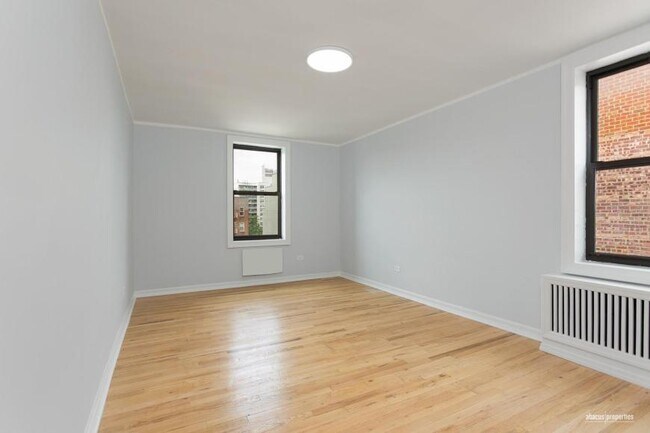 Building Photo - 2 bedroom in Brooklyn NY 11218