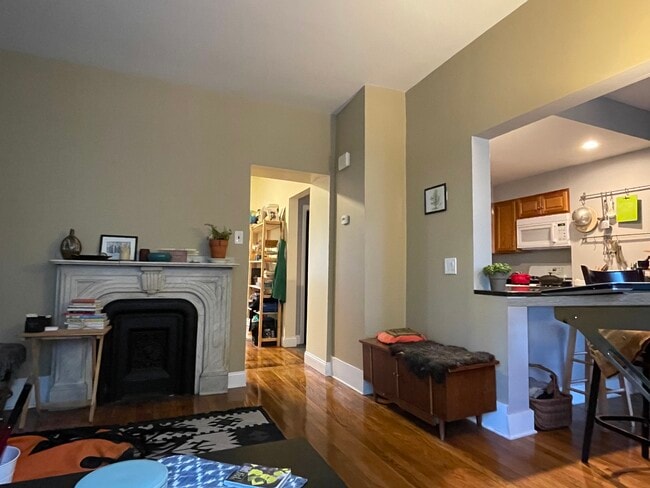 Building Photo - 8 Ivaloo St